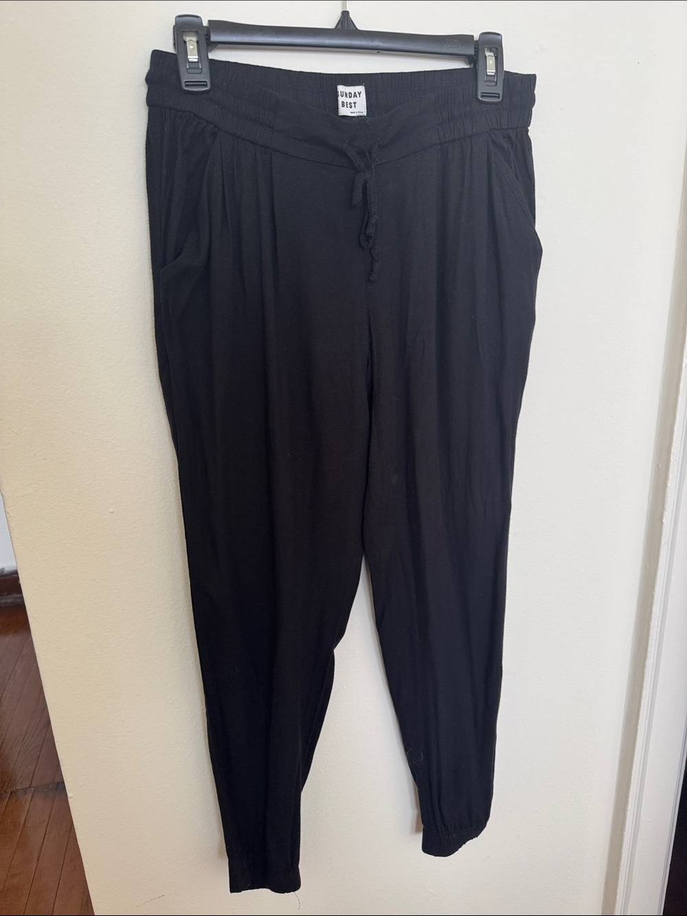 Aritzia Sunday Best Black Elastic Waist Drawstring Joggers